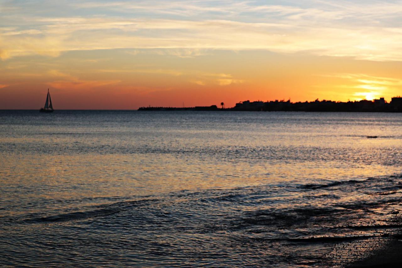 On The Beach Ierapetra  Ngoại thất bức ảnh